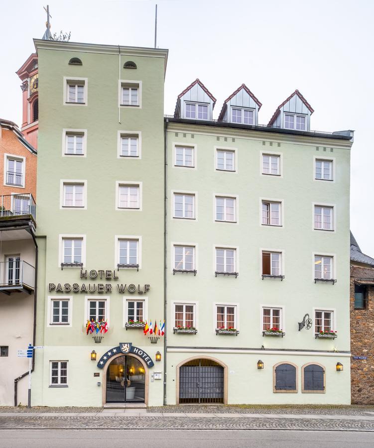 Hotel Passauer Wolf Bagian luar foto